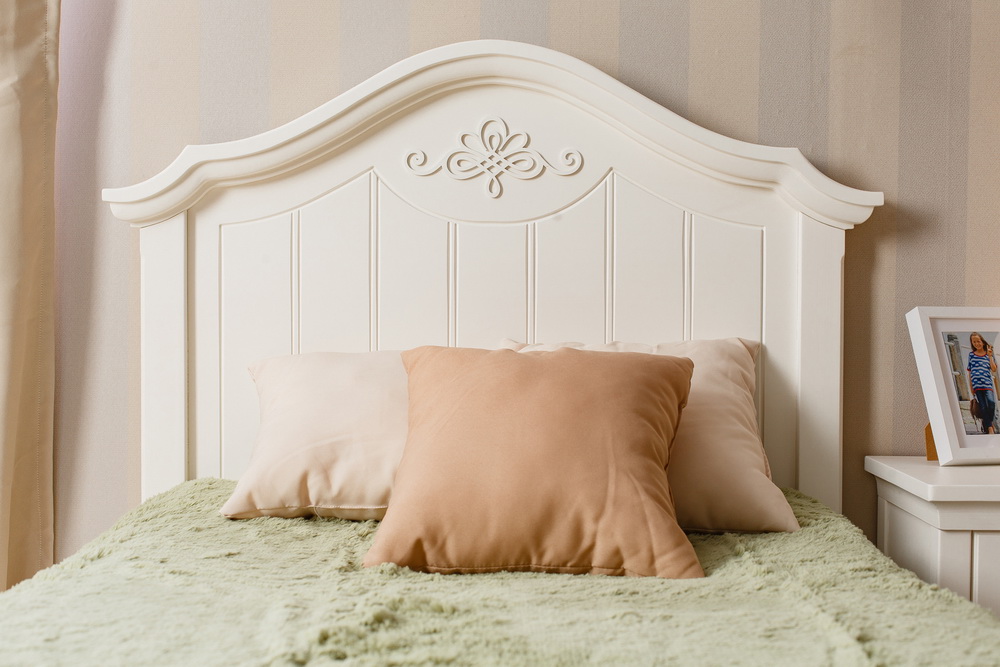 Кровать Айно №3 1200х2000