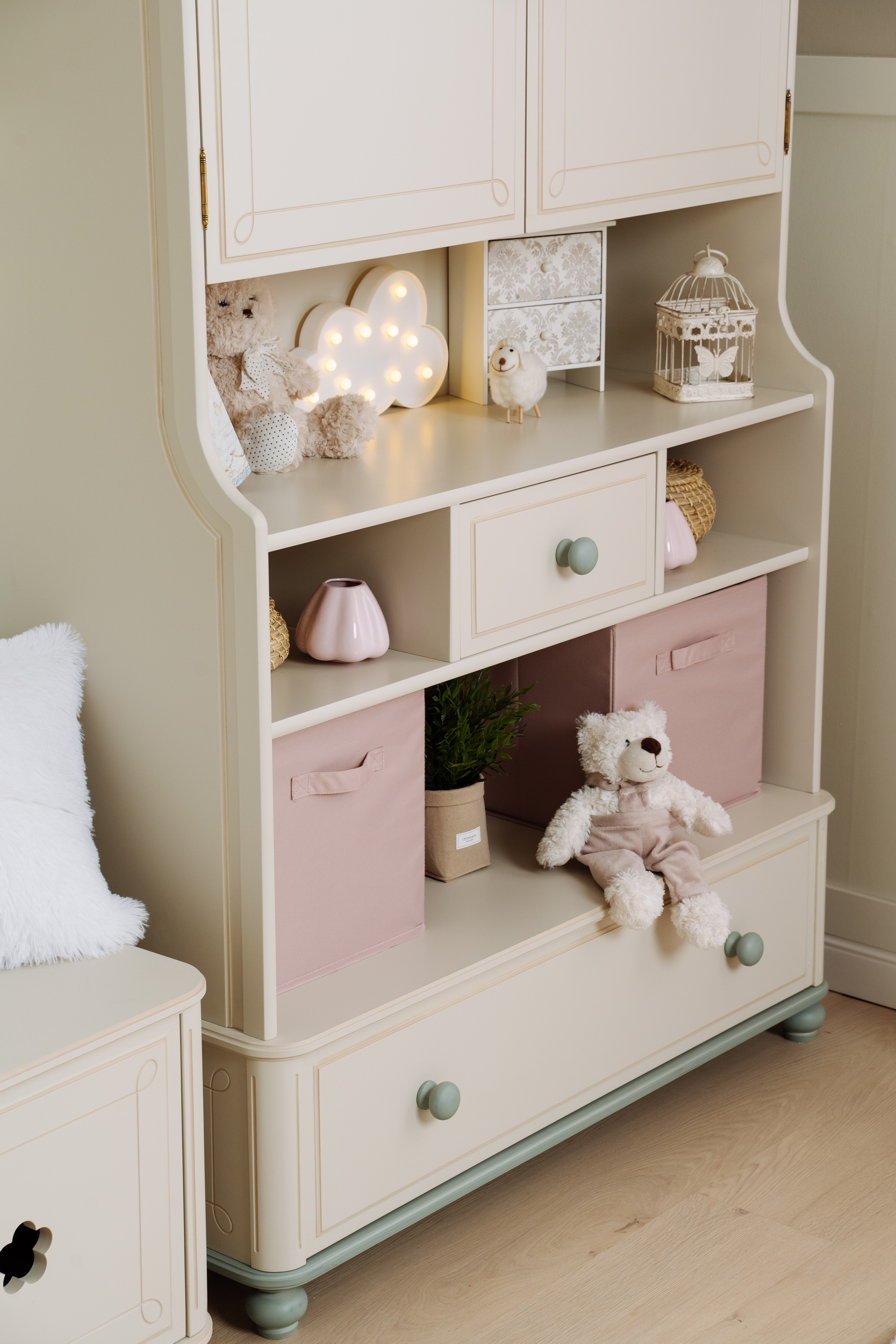 Стеллаж белый 2 ящика Бетти №9