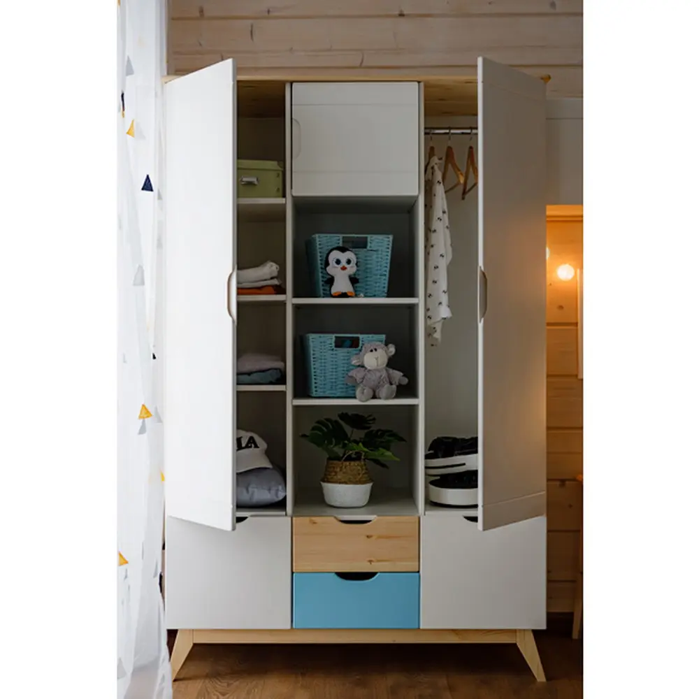 Шкаф детский с 4 ящиками массив сосны ТК №2 3-ств.