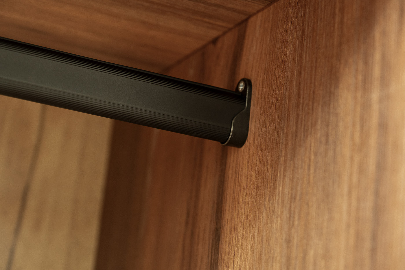 GD-10007-2 Шкаф Alto двухдверный c полками, цвет дуб Барокко, глухой 100*57*228.5см