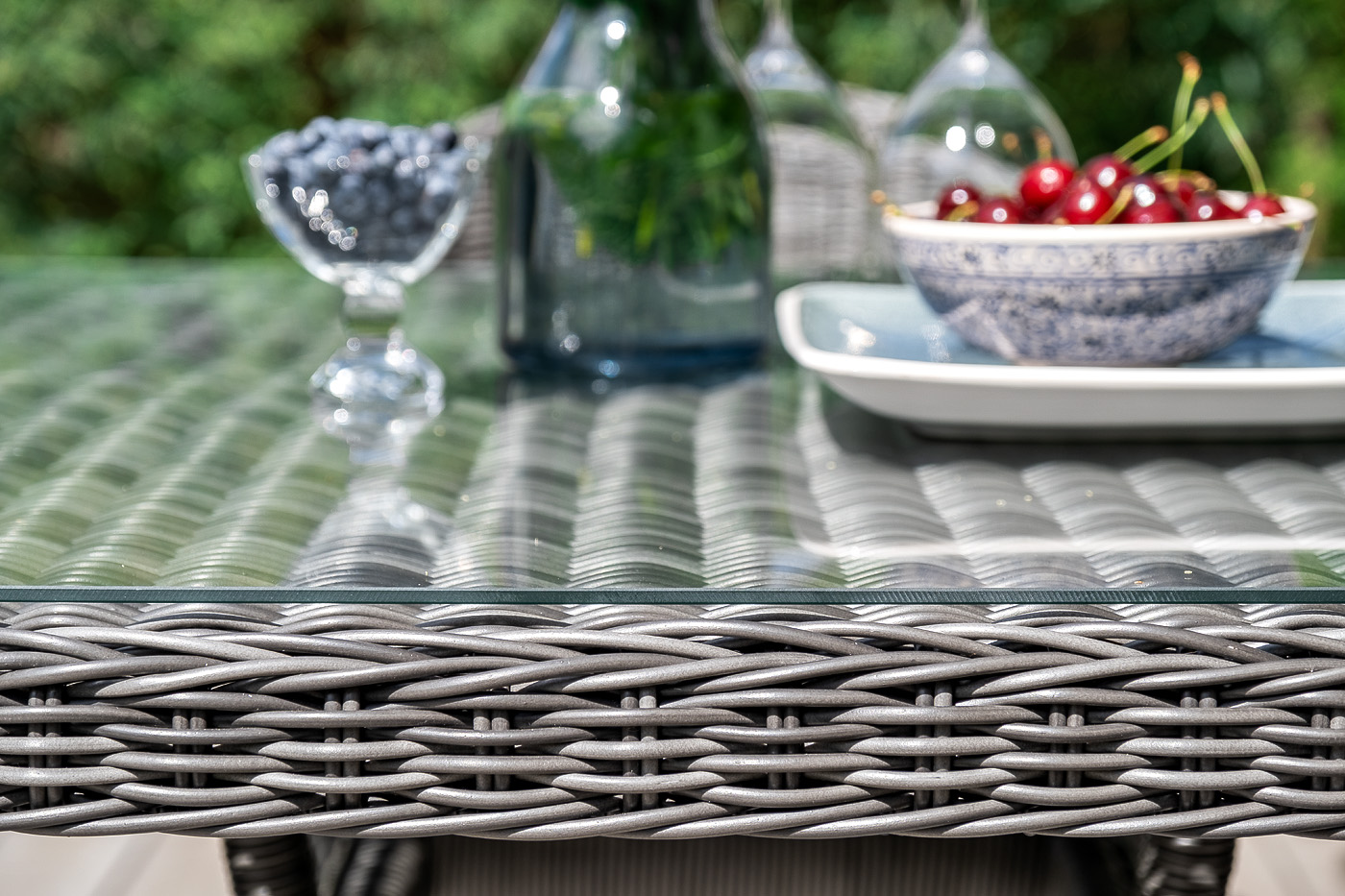 "Арлиш" стол плетеный из искусственного ротанга, цвет графит