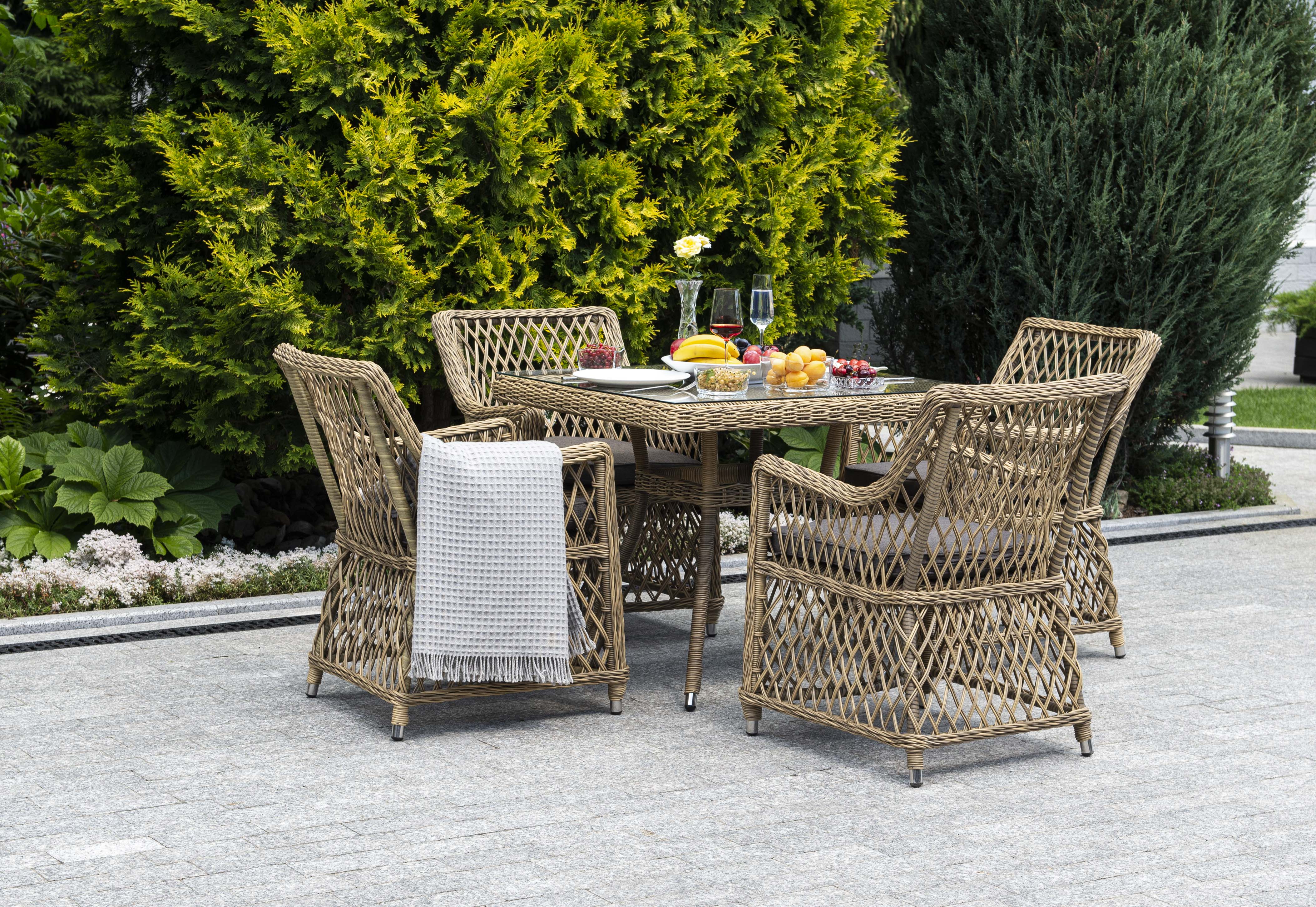 "Арлиш" стол плетеный из искусственного ротанга, цвет соломенный