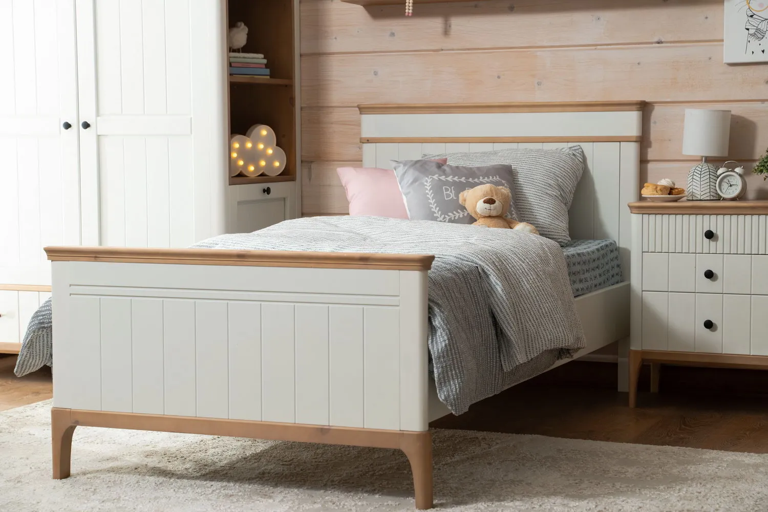 Кровать массив сосны Грета №15 800х1600