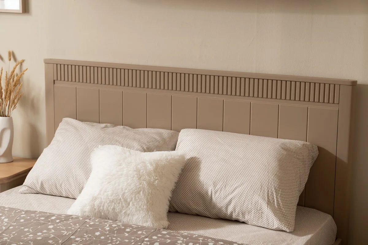 Кровать массив сосны Грета №25 1600х2000